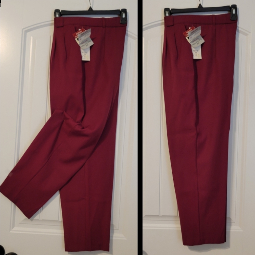 🆕️Women's Burgundy Pleated Belt Straight Leg Slacks